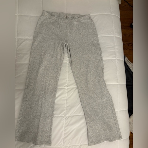 brandy Melville Gray Sweatpants - Picture 1 of 5